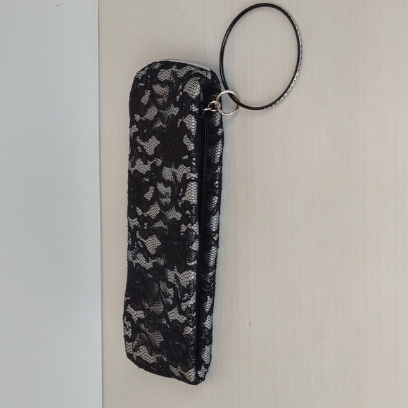 La Rue Black Floral Lace Over Silver Satin Sparkling Bangle Zip Wristlet/Clutch - Picture 3 of 14